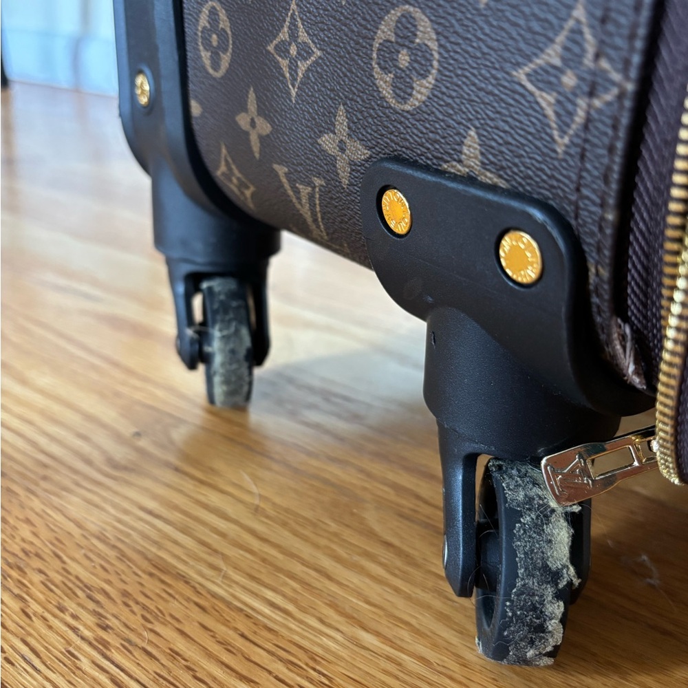 LV knockoff Brown designer Suitcase - Picture 5 of 16